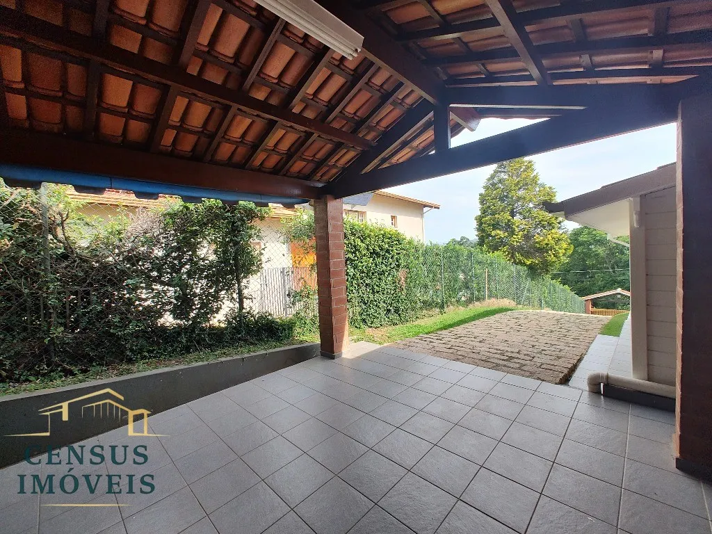 Foto do imóvel: Luxuosa casa à venda em Vinhedo-SP, Condomínio Marambaia: 5 quartos, 2 suítes, 2 salas, 4 banheiros, 4 vagas, 560m². Venha conhecer! em Condomínio Marambaia