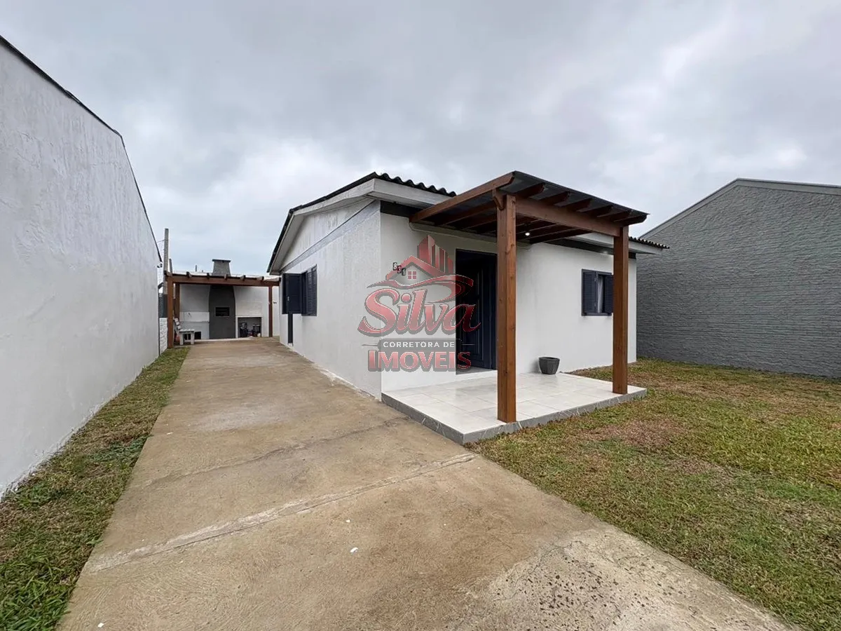 Casa 3 dormitórios a 500m do mar no Mariluz, Imbé