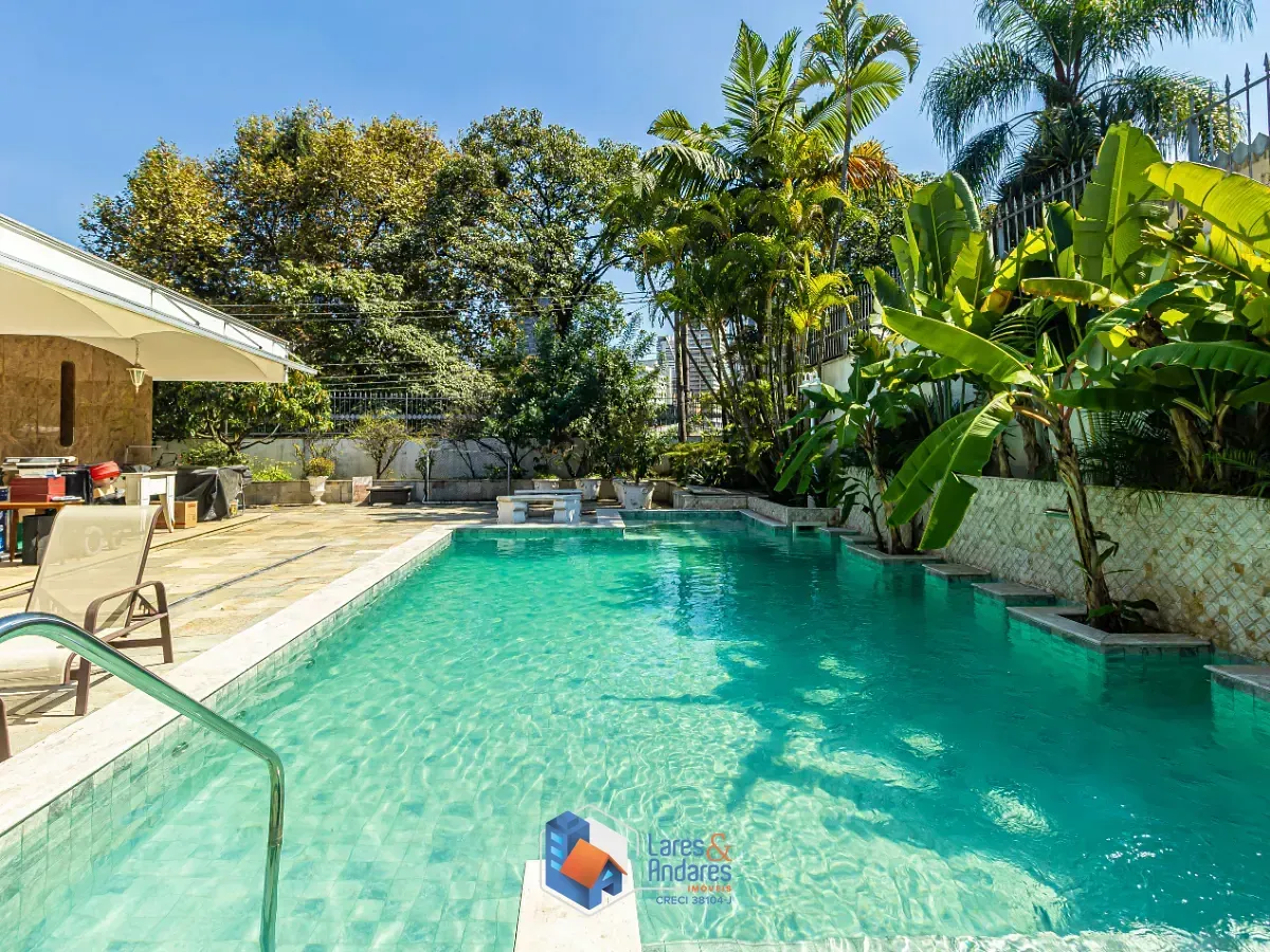 Foto do imóvel Casa para venda em Pinheiros com 5 quartos, sendo 5 suítes, 735m² em Praça Horácio Sabino