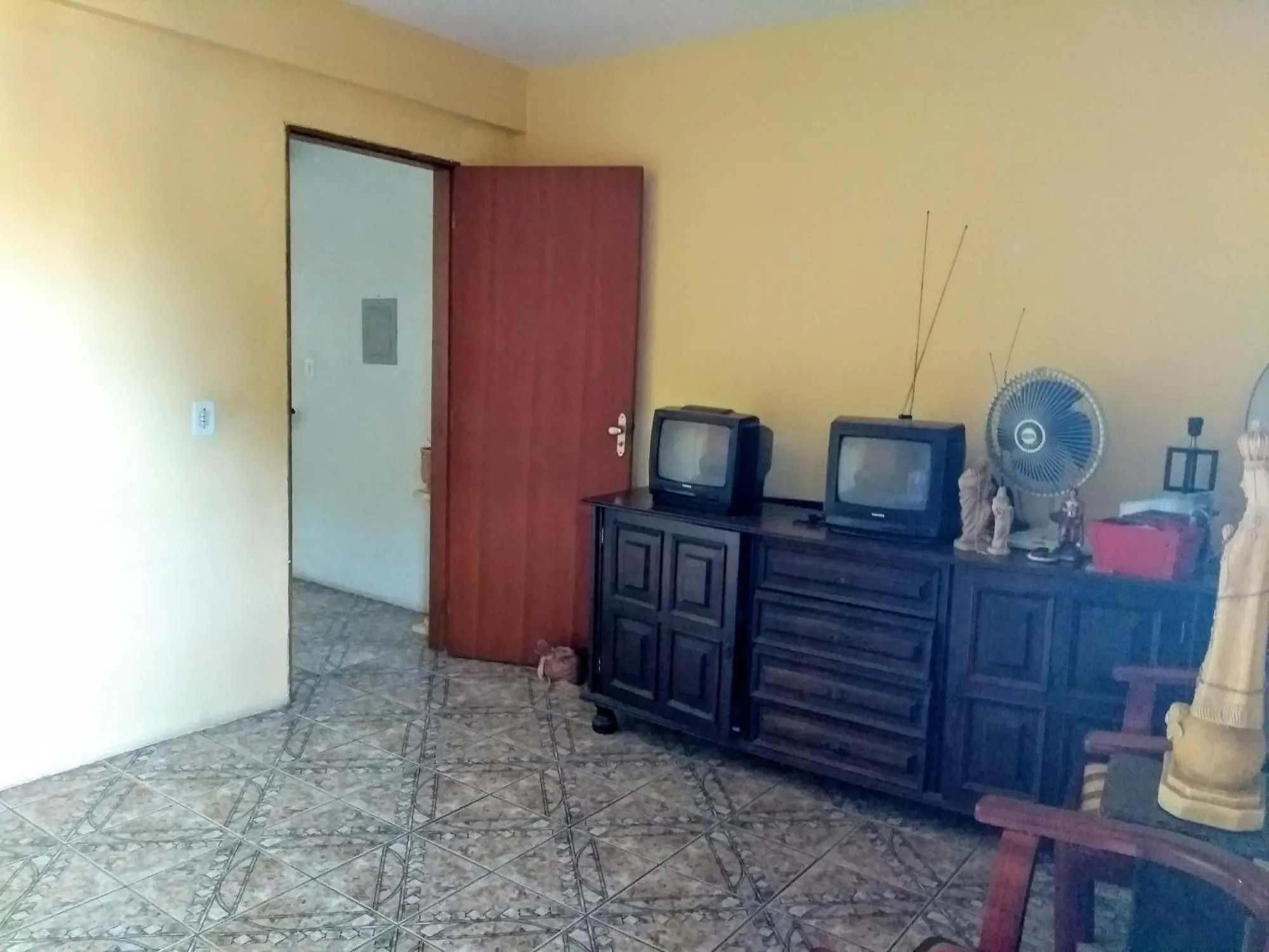 Imagem Predio para Venda - 291m², 3 dormitórios, sendo 2 suites, 1 vaga - Partenon
