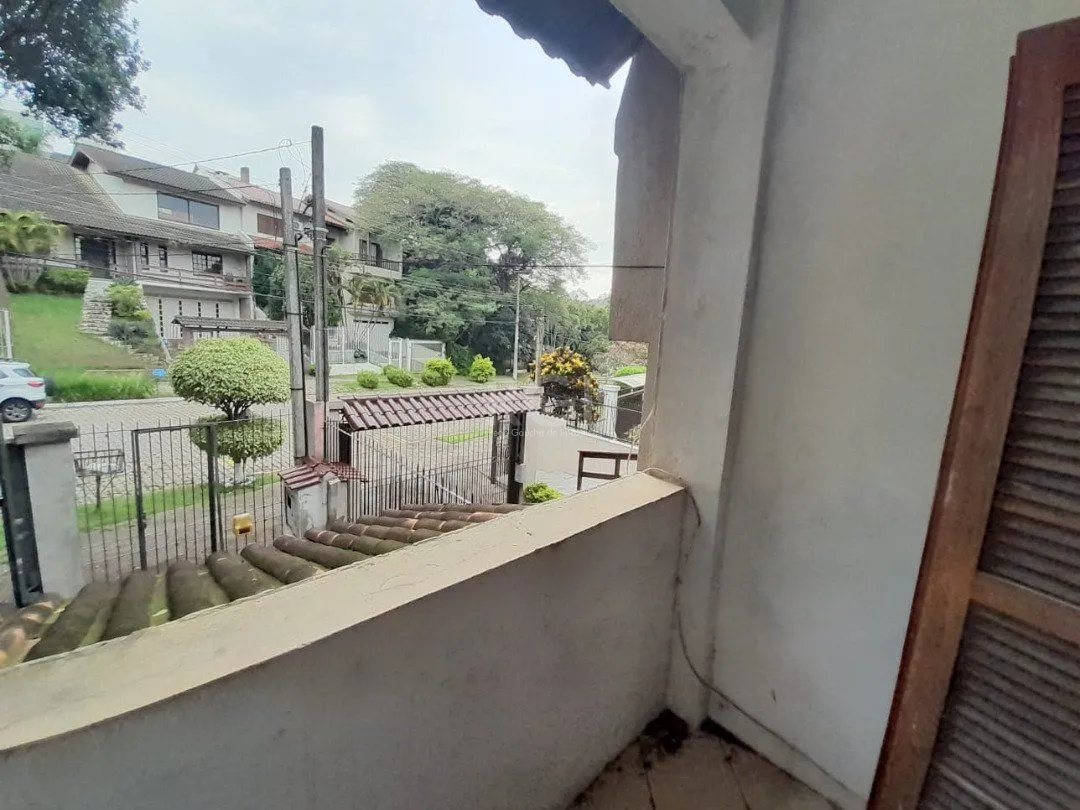 Imagem Casa para Venda com 3 dormitórios, sendo 1 suites e 3 vagas no bairro Ipanema