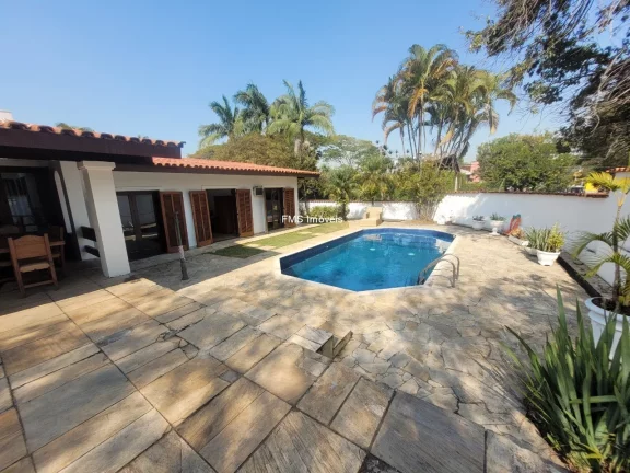 Imagem Casa Comercial de Luxo no Butantã, São Paulo-SP: 6 Quartos, 3 Salas, 7 Vagas de Garagem - 450,00m² de Área