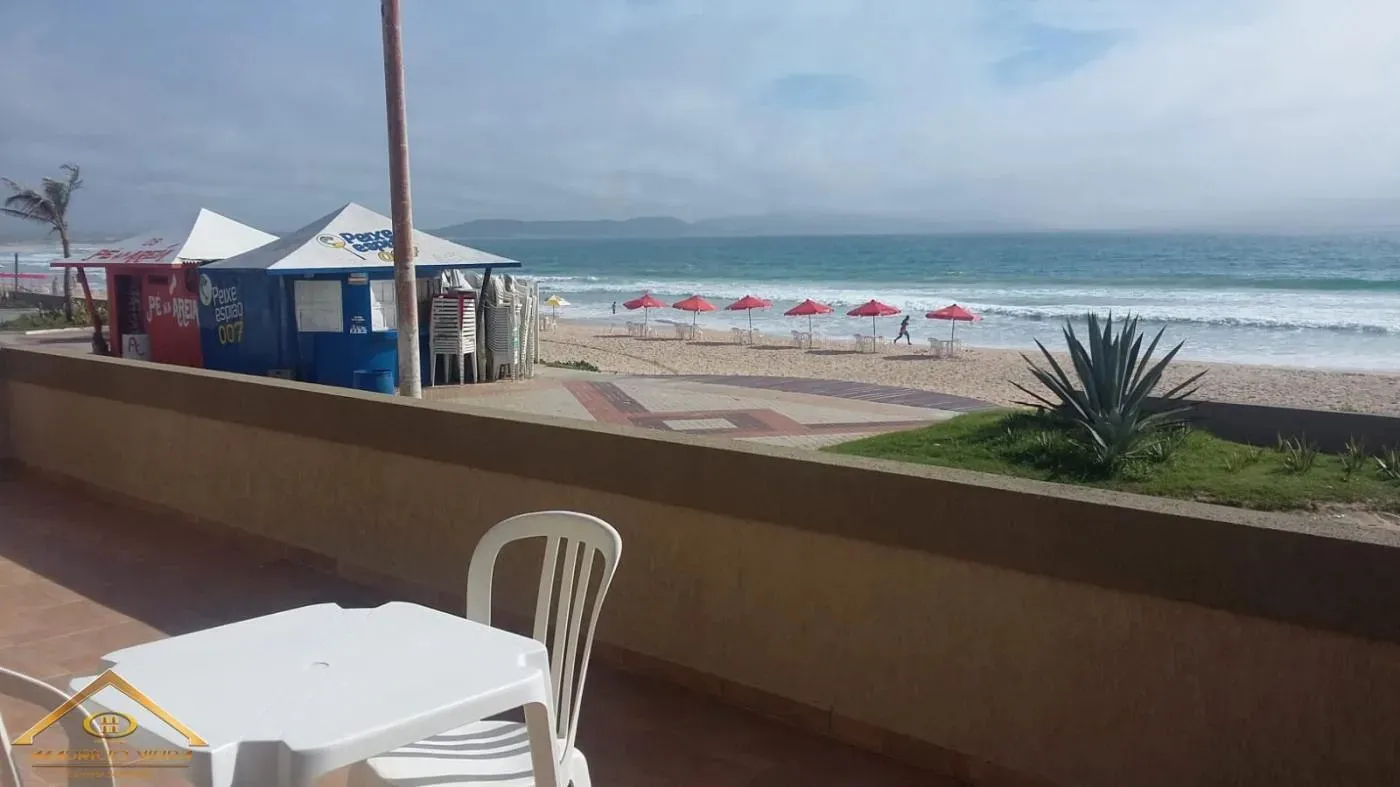 Imagem Apartamento para Venda em Cabo Frio / RJ no bairro Peró