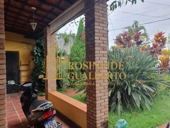Imagem Casa à Venda na Praia das Palmeiras – Conforto, Praticidade bem localizada.