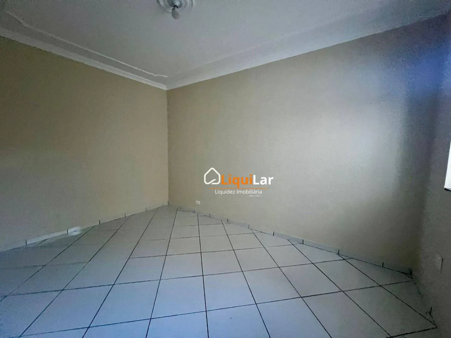 Imagem Imóvel Amplo com Dupla Aptidão Residencial ou Comercial em Terreno de 600 m² com Varanda Gourmet