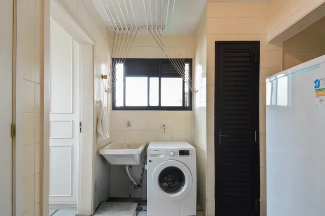 Imagem Apartamento à venda em São Paulo, Moema, com 3 quartos, 202m2