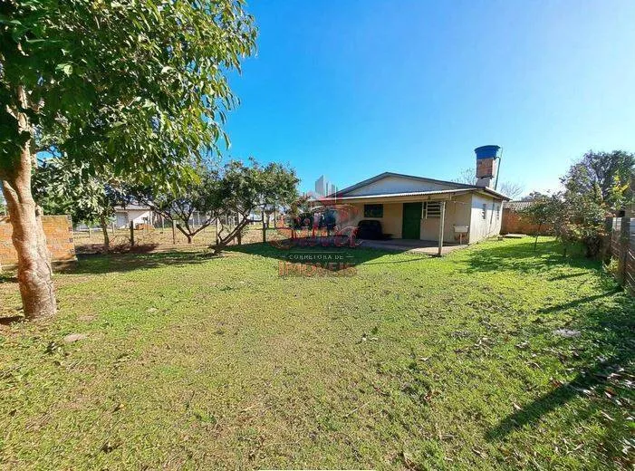 Imagem C240 | Casa mista 3 dorm c/ poço artesiano, Albatroz