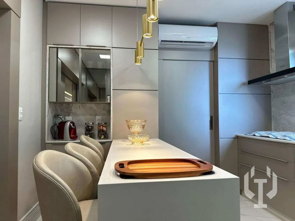 Imagem Apartamento de luxo à venda, no Villa dos corais em Itapema, Centro, com 5 quartos, 352m2