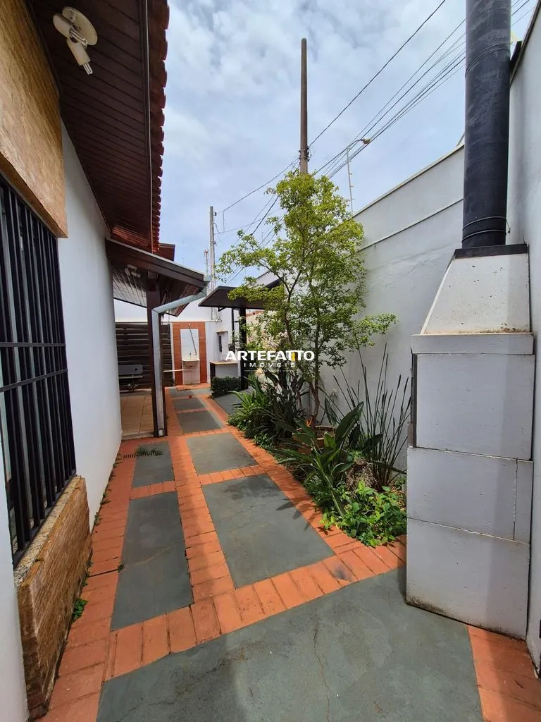 Imagem Casa com 2 dormitórios no bairro Santo Agostinho