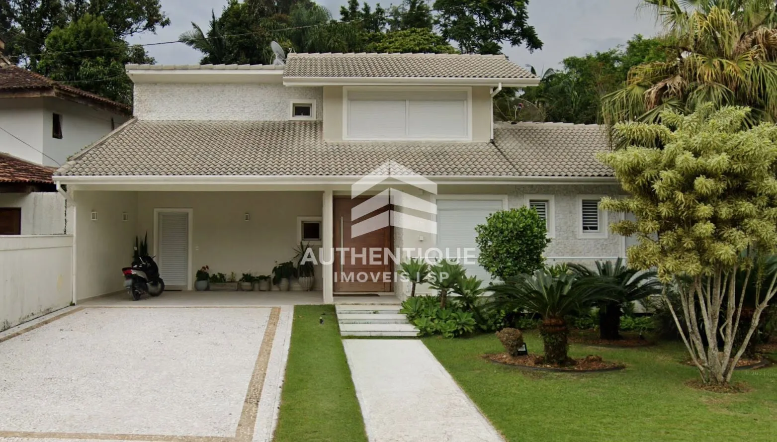 Foto do imóvel CASA EM RIVIERA DE SÃO LOURENÇO, BERTIOGA, EM LEILÃO em Avenida da Riviera, 674 - Centro, Bertioga - SP
