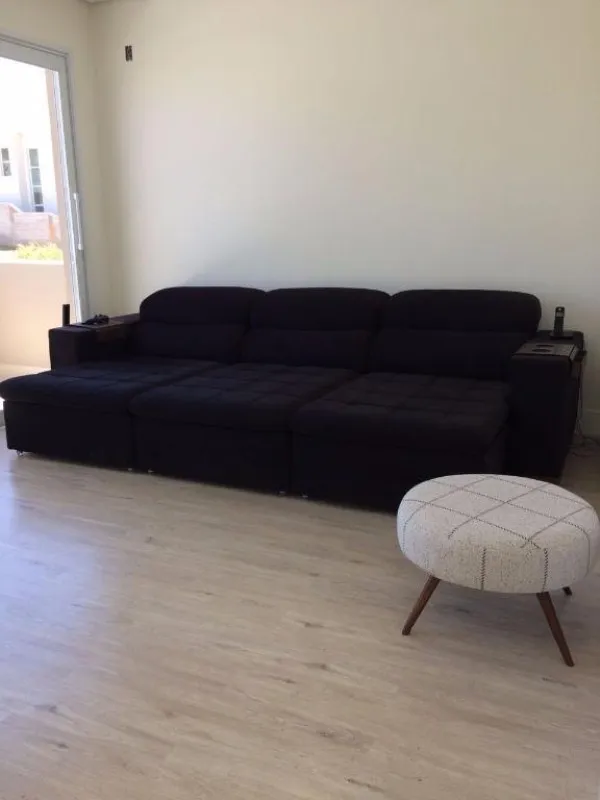 Imagem Luxuosa Casa em Condomínio: 4 Quartos, 4 Suítes, 3 Salas e 620m² em Valinhos-SP, Condomínio Zurich Dorf