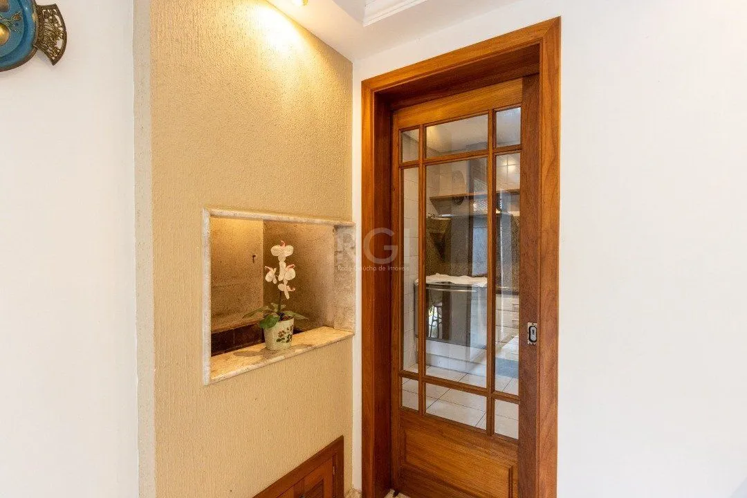Imagem Casa Condominio para Venda - 334.56m², 4 dormitórios, sendo 1 suites, 2 vagas - Jardim Isabel