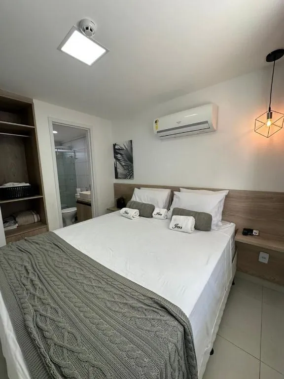 Imagem Apartamento com 2 dormitórios para alugar, 60 m² por R$ 4.600/mês - Jardim Oceania - João Pessoa/PB