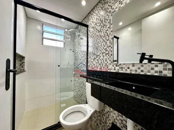 Imagem Apartamento com 2 Quartos Reformado e Completo