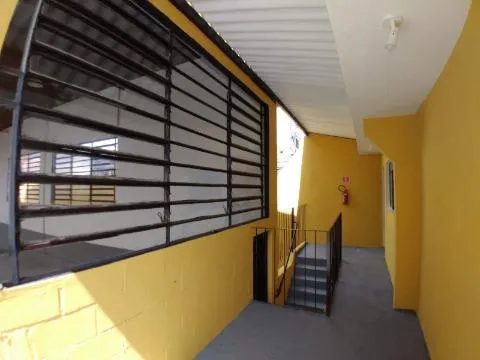 Imagem VENDA DE GALPÃO INDUSTRIAL/COMERCIAL NA VILA FERLÓPOLIS, EM ITAQUAQUECETUBA/SP, A/T 750m², A/C 400m², mezanino, casa de apoio e pátio. CONSULTE-NOS.
