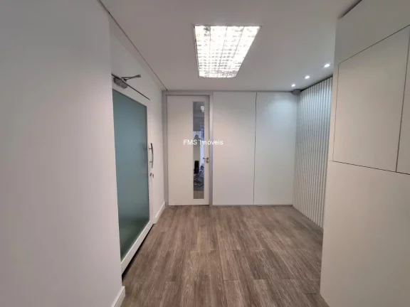 Imagem Conjunto Comercial na Vila Olímpia