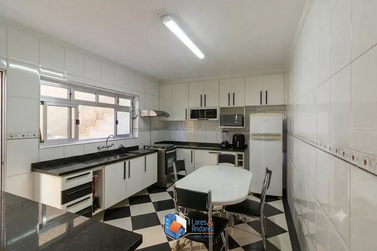 Imagem Sobrado para venda em Vila América com 3 quartos, 138m²
