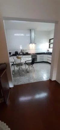 Imagem Casa com 2 dormitórios à venda, 90 m² por R$ 650.000,00 - Vila Acoreana - Poá/SP