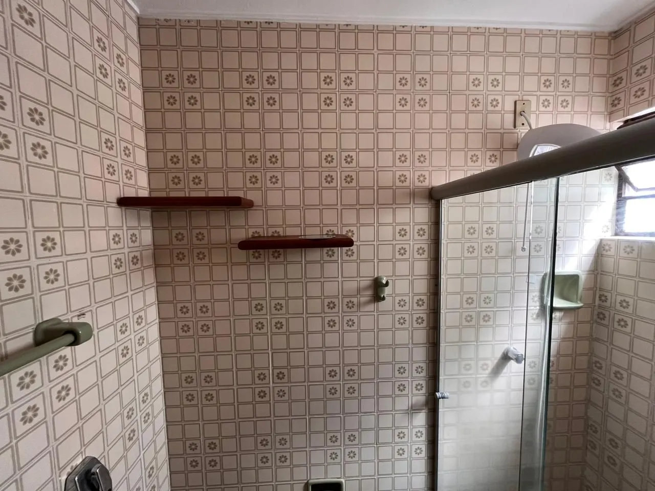 Imagem Apartamento de dois quartos e uma vaga de garagem no bairro Petrópolis em POA/RS