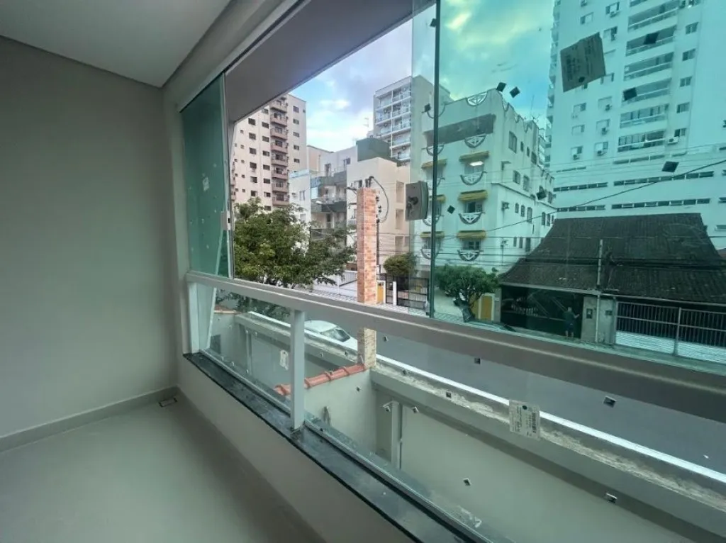 Imagem CASA COM 140,00 m² - CANTO DO FORTE - PRAIA GRANDE SP