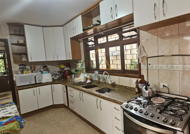 Imagem Casa Padrão Térrea com Terreno