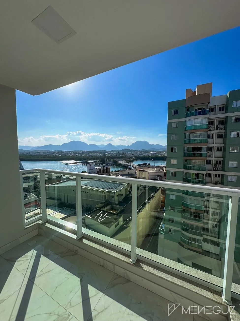 Imagem Apartamento de Luxo Novo no Centro de Guarapari - 3 Quartos com Suíte e Lazer Completo!