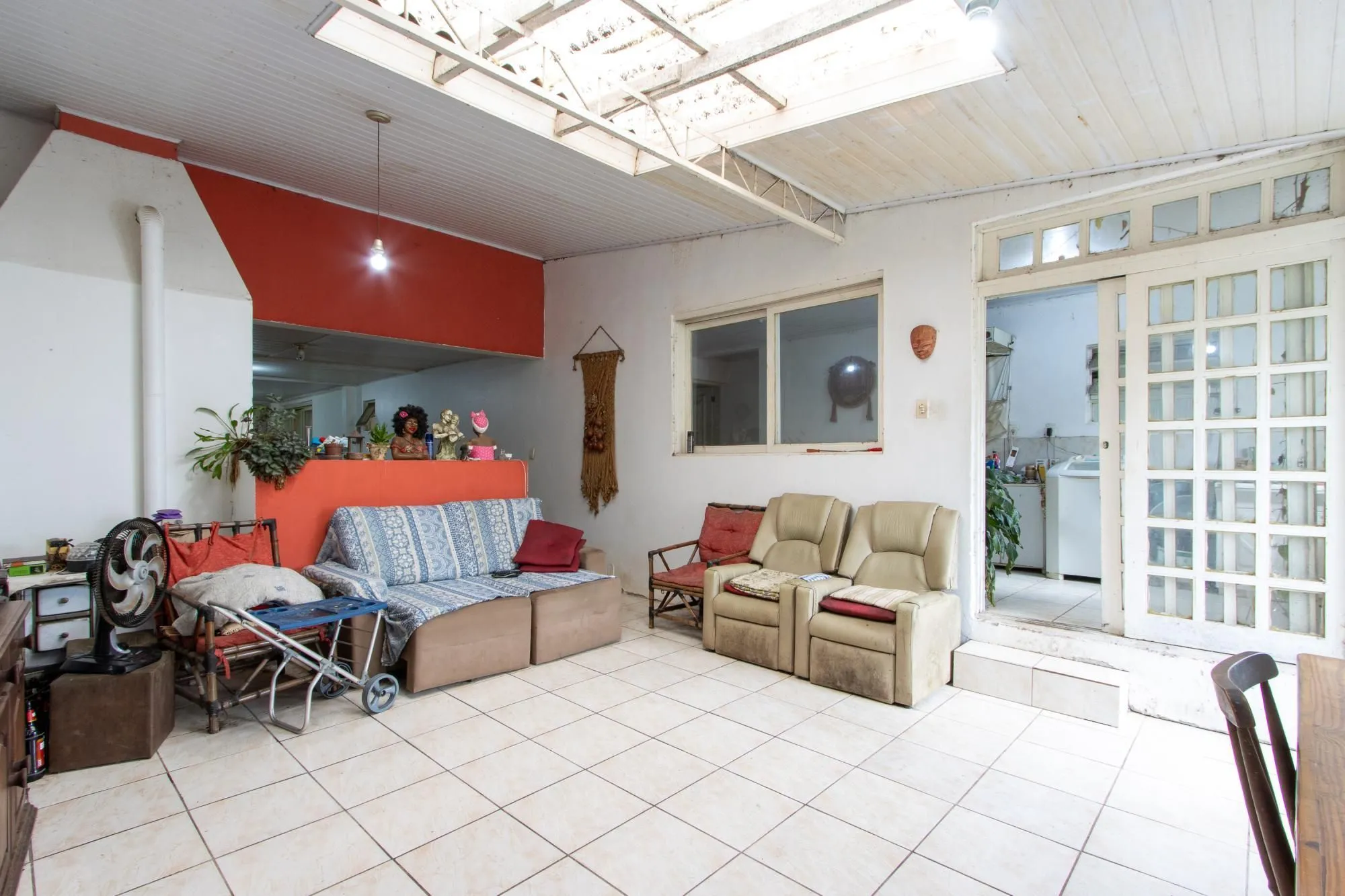 Imagem Casa para Venda - 385m², 4 dormitórios, sendo 3 suites, 2 vagas - Belém Velho