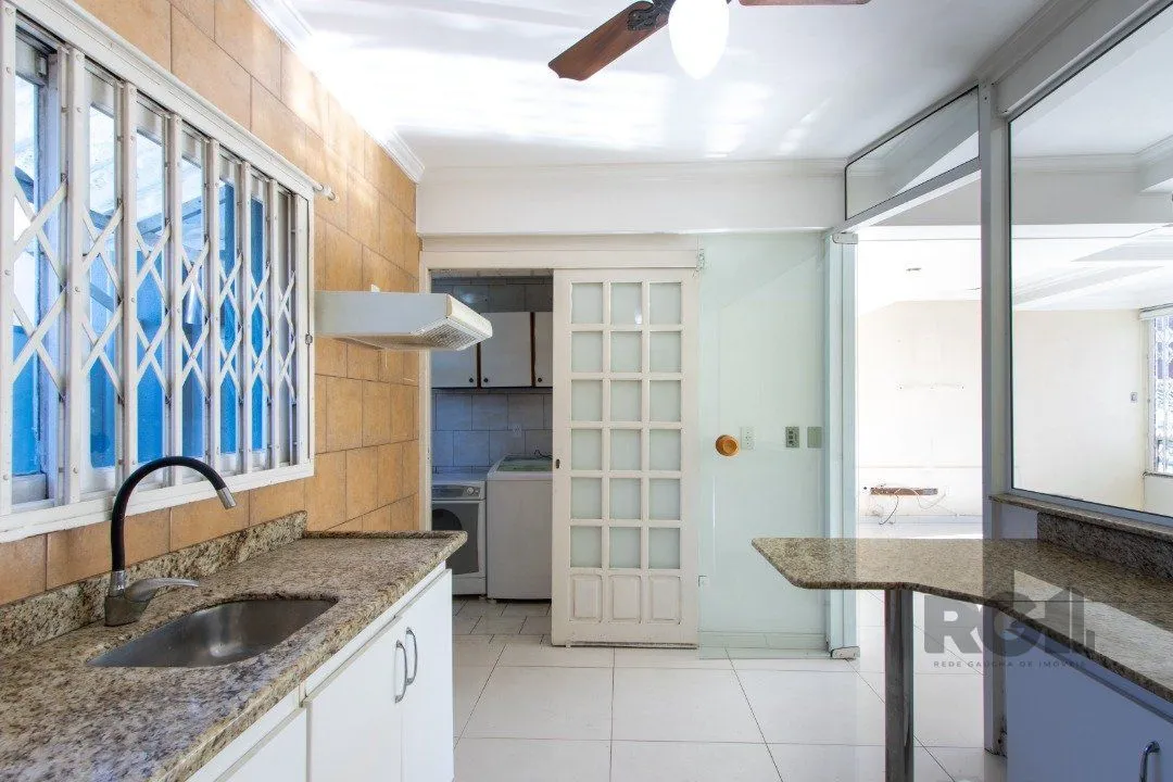 Imagem Casa Condominio para Venda - 159.05m², 3 dormitórios, sendo 1 suites, 2 vagas - Cavalhada