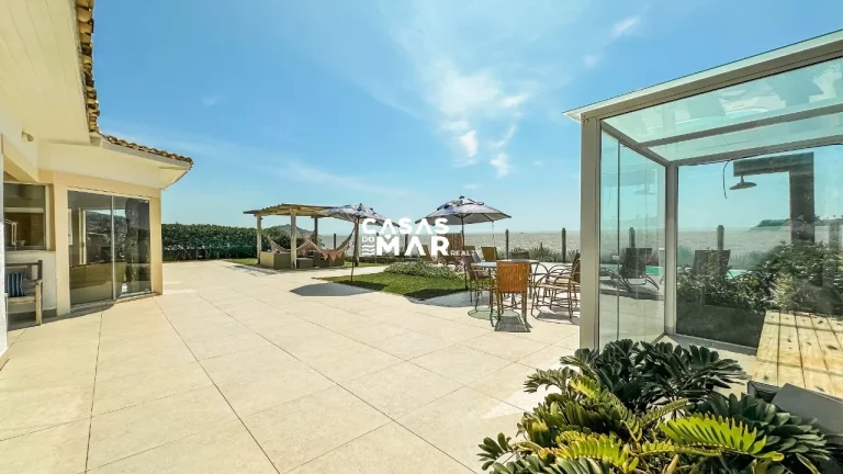 Imagem CASA FRENTE MAR TEMPORADA em ARMAÇÃO DOS BÚZIOS - RJ, Praia Rasa