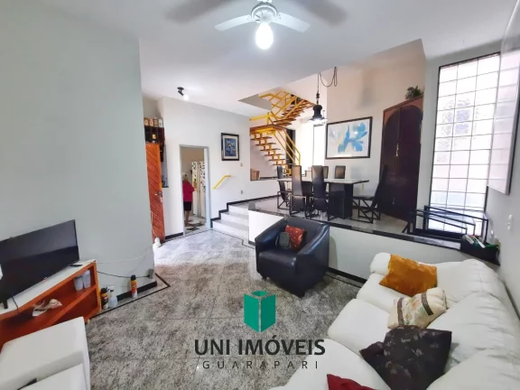 Imagem Casa Duplex com área de lazer em terreno de 720M², a venda em Guarapari-ES.