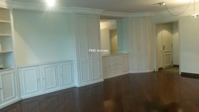 Imagem Apartamento à venda ou locação na Vila Nova Conceição, com 2 suítes, 2 vagas.