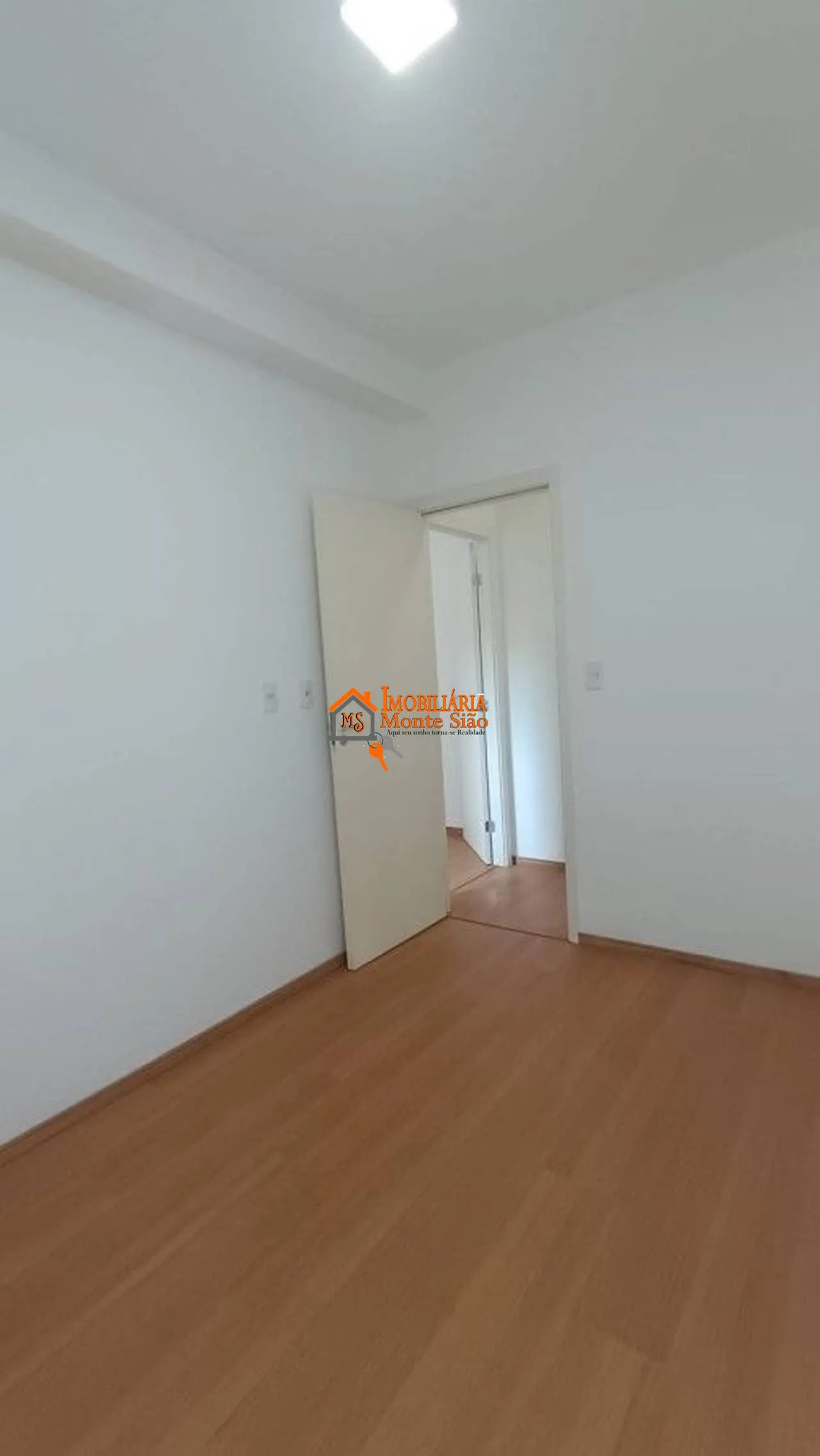 Imagem Apartamento com 2 dormitórios à venda, 46 m² por R$ 245.000,00 - O Pequeno Coração - Itaquaquecetuba/SP