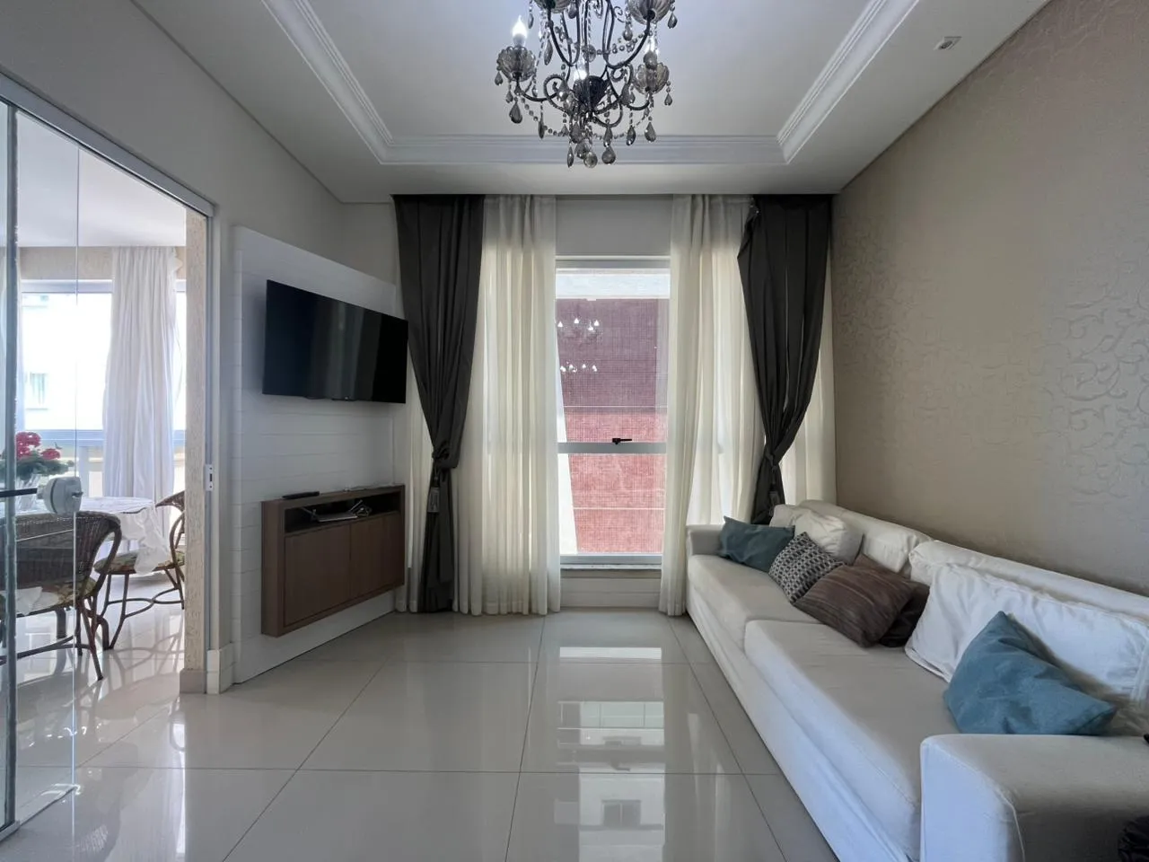 Imagem Apartamento com vista para o mar à venda com 132m2 por R$ 2.226.000,00
