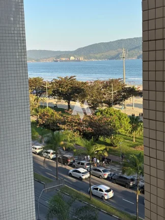 Imagem Apartamento à venda frente mar!