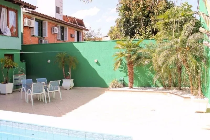Imagem Casa para Venda - 350m², 3 dormitórios, sendo 1 suites, 4 vagas - Ipanema/ Jardim Verde