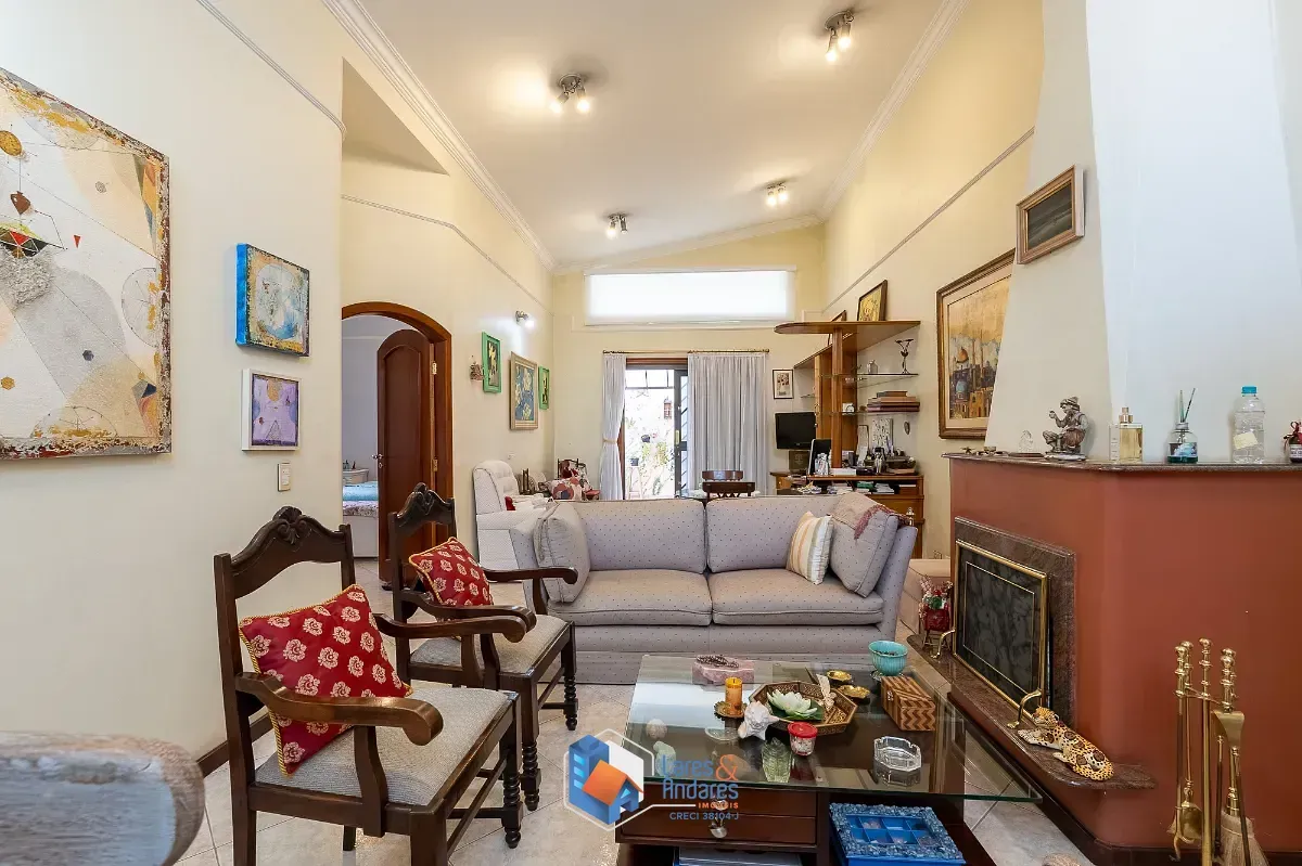 Imagem Casa para venda em Planalto Paulista com 2 quartos, sendo 2 suítes, 230m²