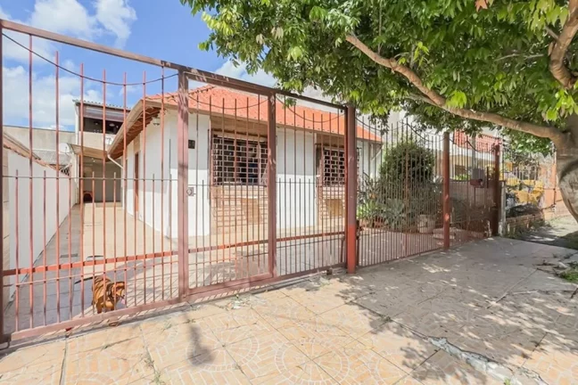 Imagem Casa para venda no bairro Santa Maria Goretti em Porto Alegre