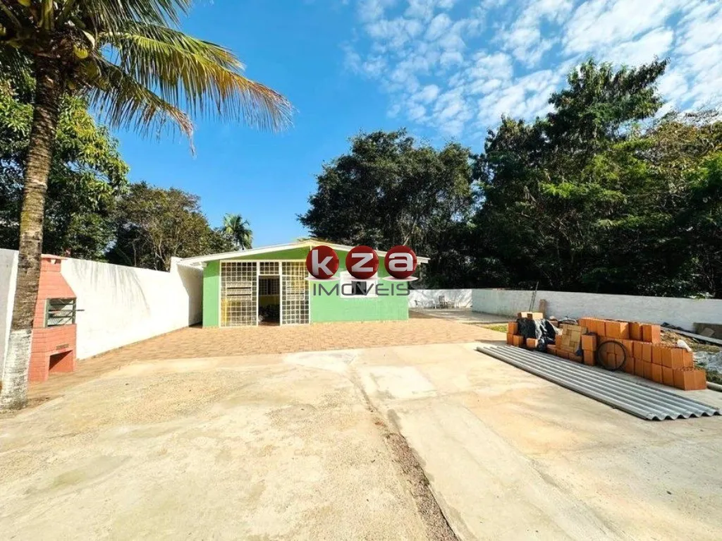 Imagem Chácara à venda em Valinhos-SP: 2 quartos, 1 sala, 1 banheiro e 80,00 m² de área em Chácaras São Bento!