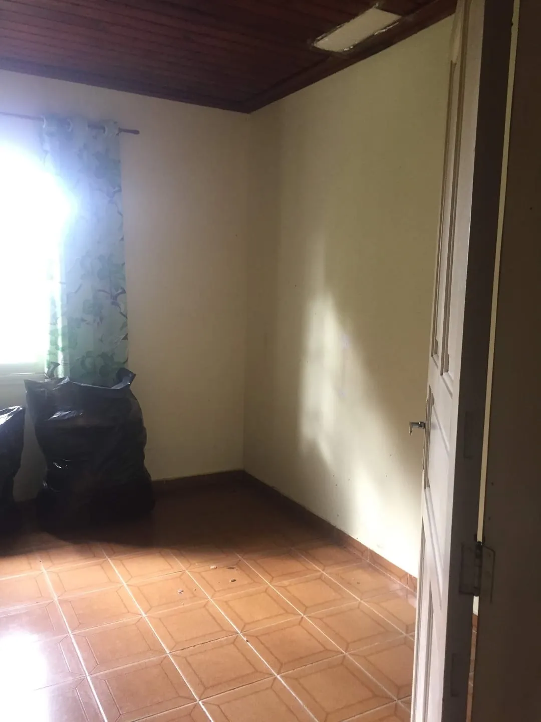 Imagem Chácara à venda 4 Quartos, 1 Suite, 4 Vagas, 3100M², Ribeirão Grande, Pindamonhangaba - SP