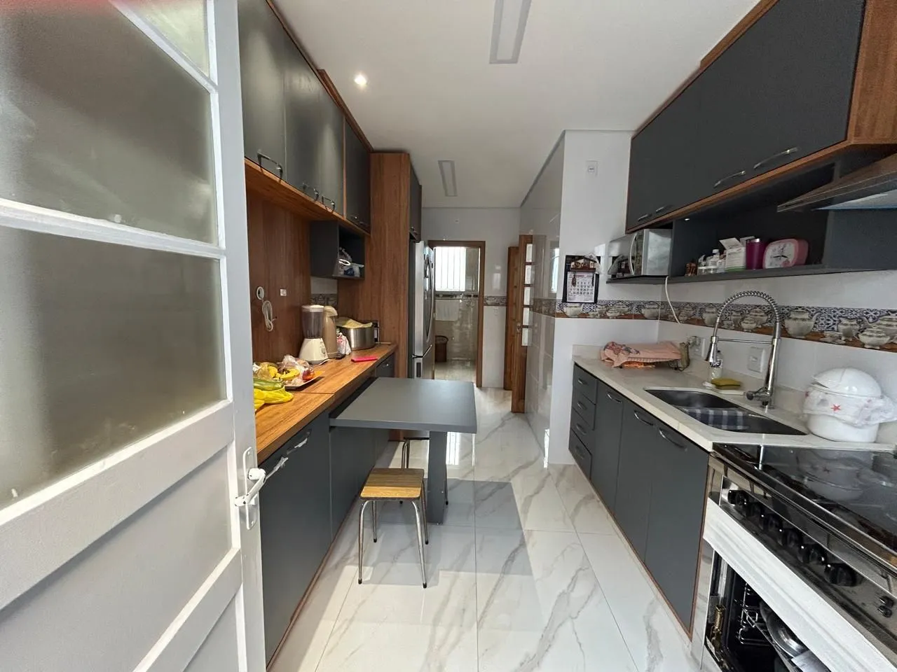Imagem Casa 8 dormitórios, 5 banheiros e 6 vagas no Bairro São João Porto Alegre