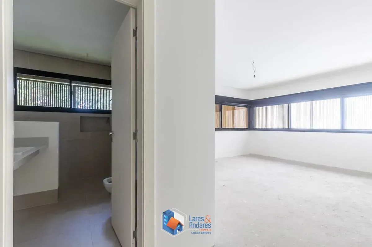 Imagem Casa em condomínio para venda em Brooklin com 3 quartos, sendo 3 suítes, 739.56m²