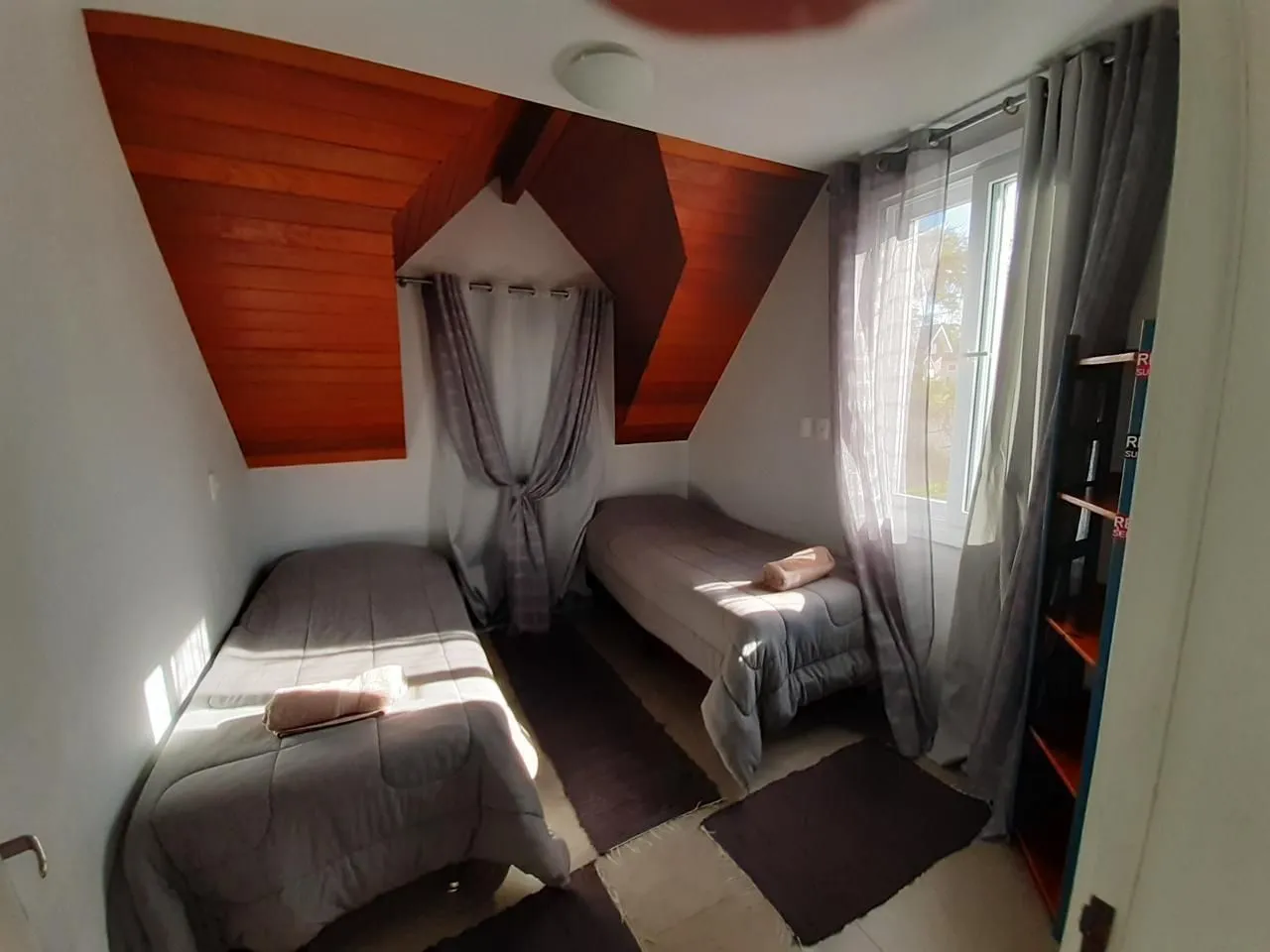 Imagem CASA COM PISCINA INDOOR NO CONDOMÍNIO VIVENDAS DA SERRA - CANELA/RS