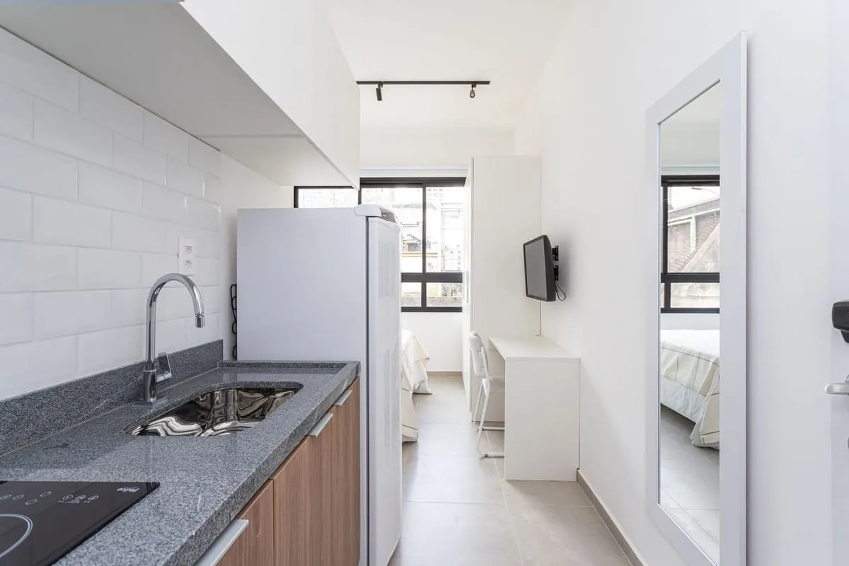 Imagem Apartamento com 1 Quarto para alugar, 18m² - Centro
