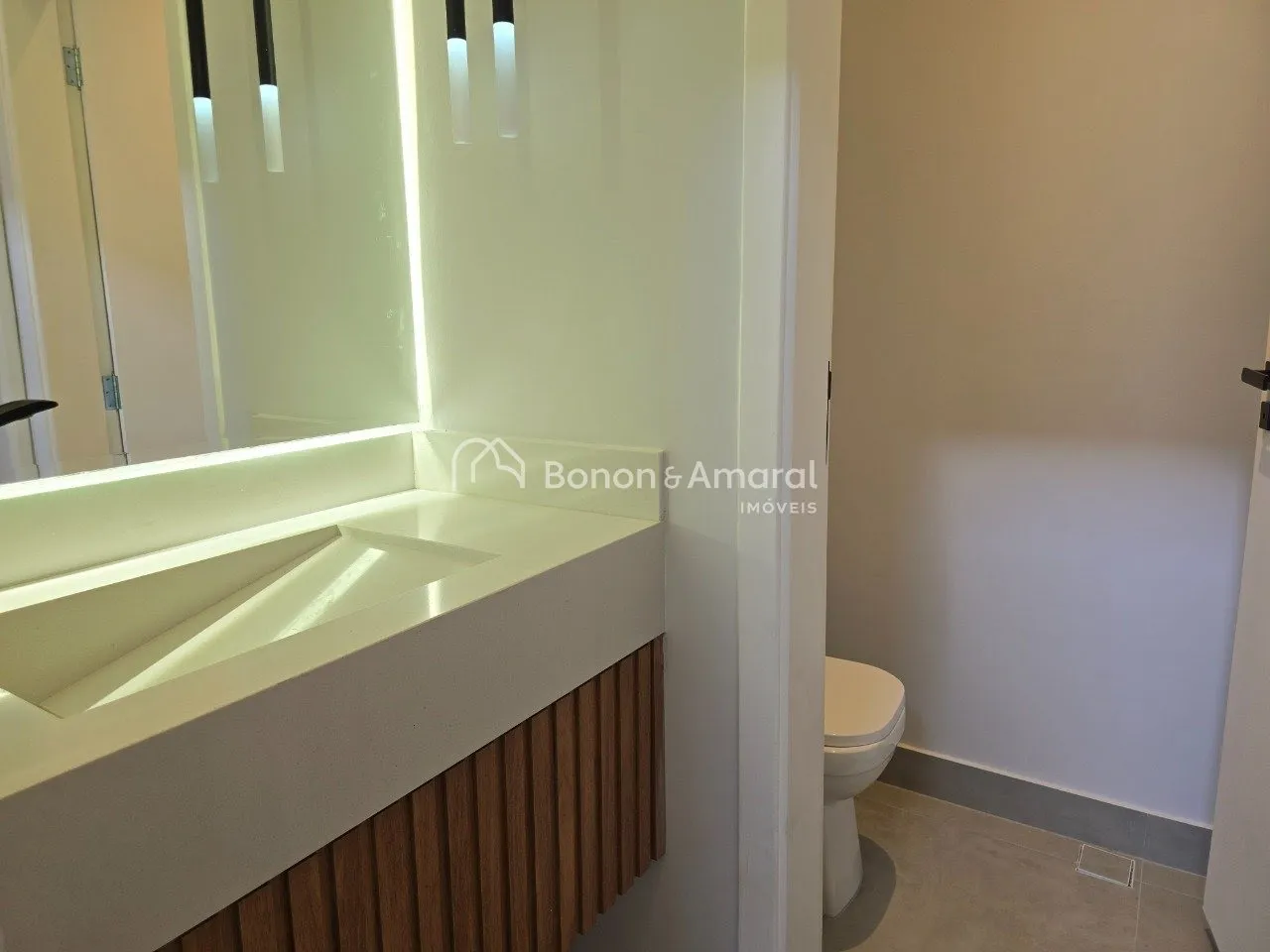 Imagem Casa à venda com 3 quartos ( 3 suítes + escritório) no Condomínio Santorini, Parqur Brasil 500, Paulínia
