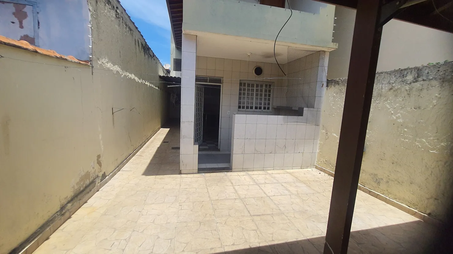 Imagem Sobrado para venda, Loteamento Santana próximo da Vila Militar, Pindamonhangaba, SP