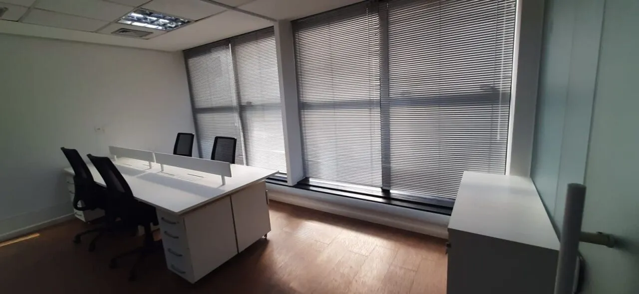 Imagem Andar Corporativo Mobiliado em Frente ao Shopping Vila Olímpia.