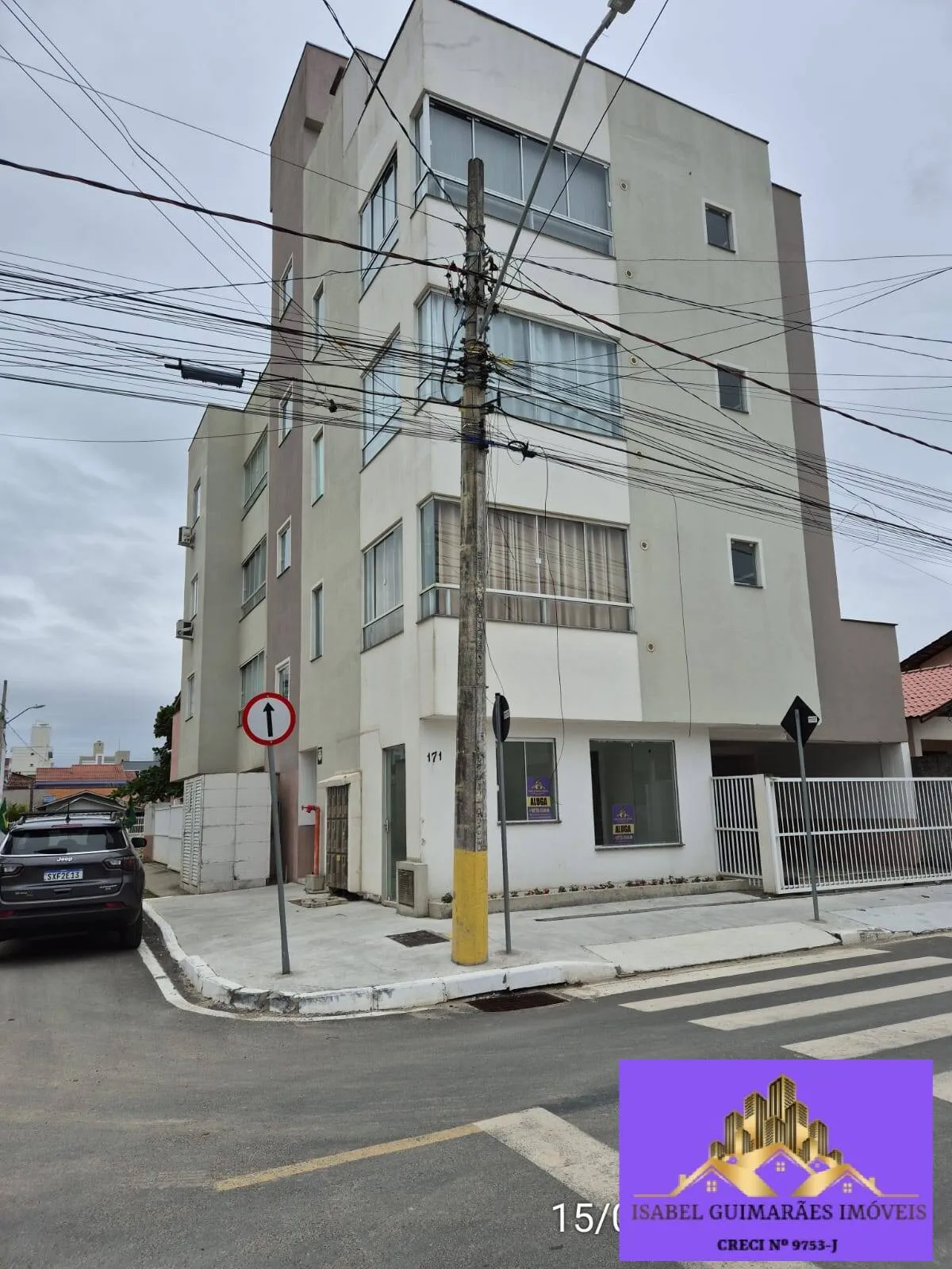 Imagem Alugo Sala Comercial Próxima da Avenida Principal, no Gravatá de Navegantes