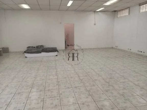Imagem Salão Comercial à Venda - Vila Ema | Rua Uhland
Localização Estratégica, Estrutura Versátil e ...