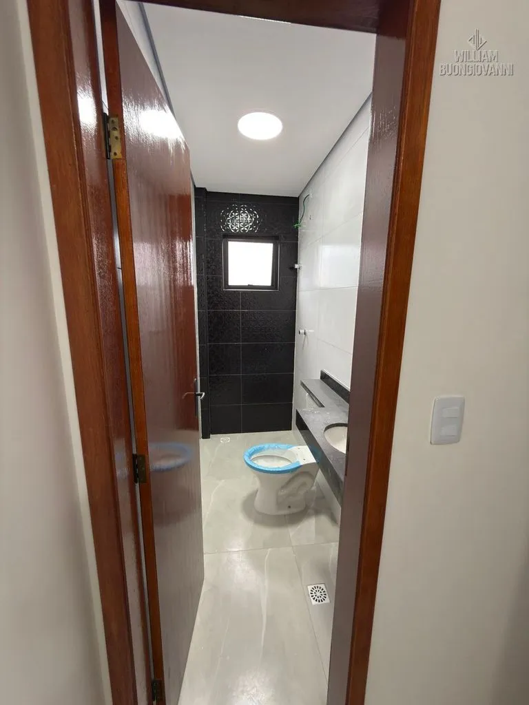 Imagem Casa de Condomínio com Quintal e Churrasqueira!!