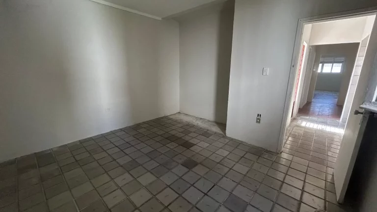 Imagem Vendo Casa na Vila do Ipsep